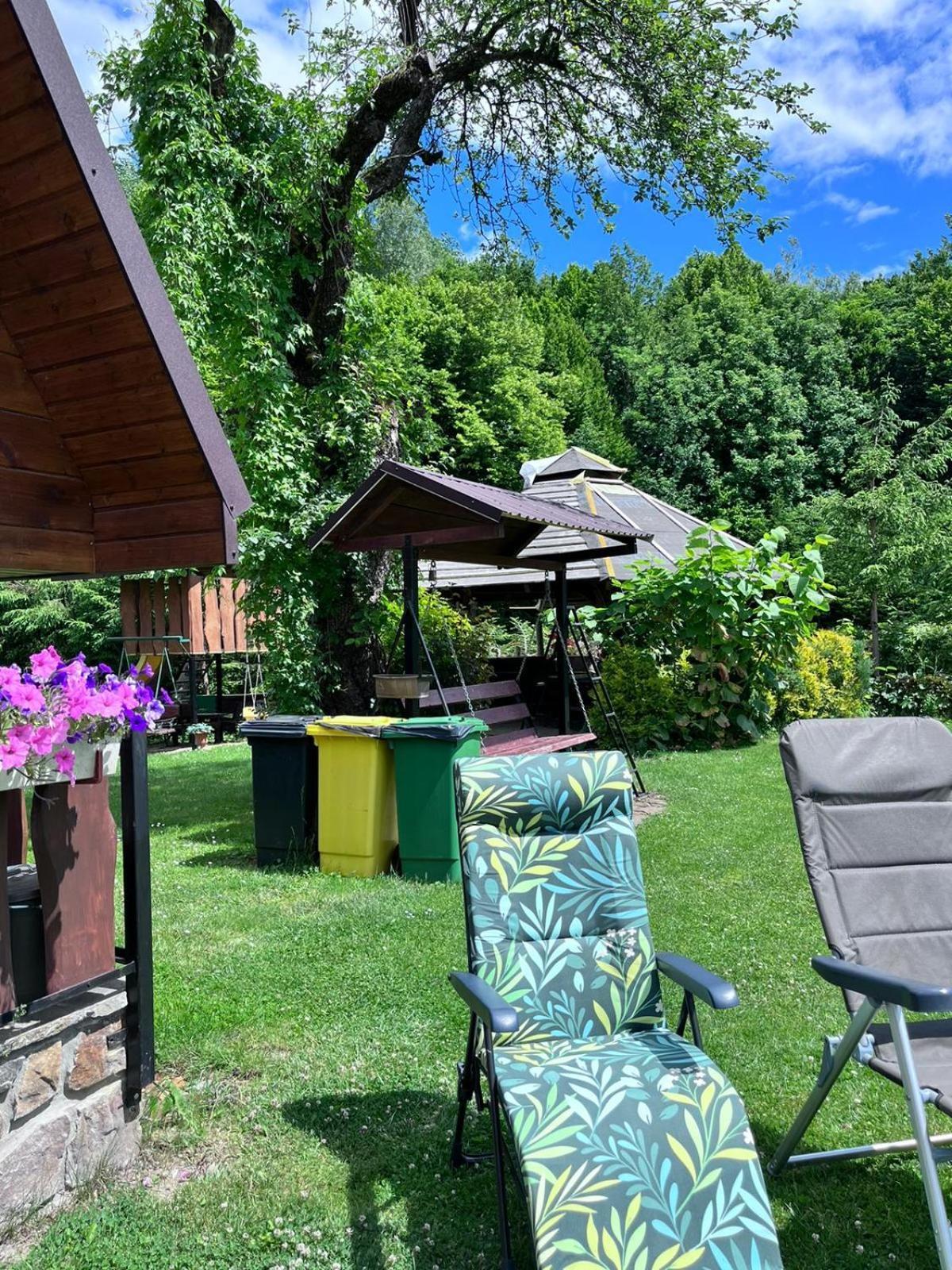 Domki Pod Skalka Baligród Exterior foto